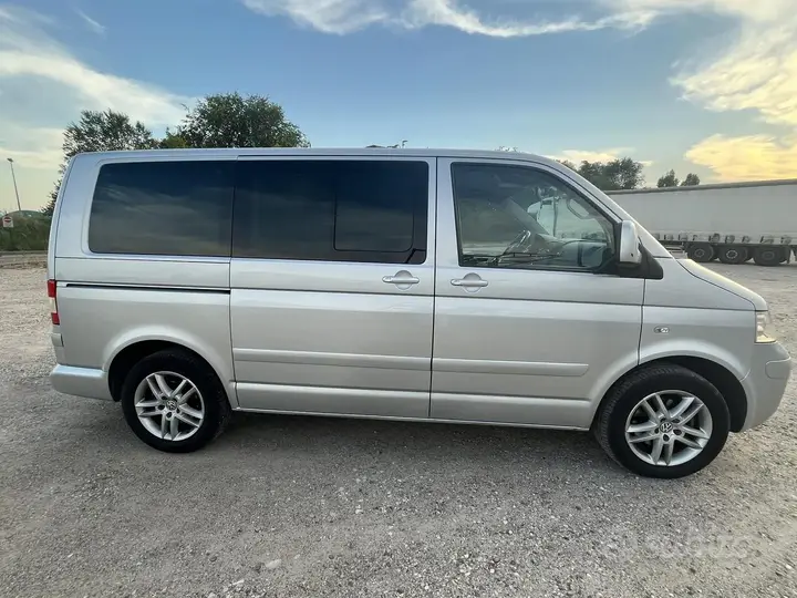 Volkswagen Multivan 2008 photo 2
