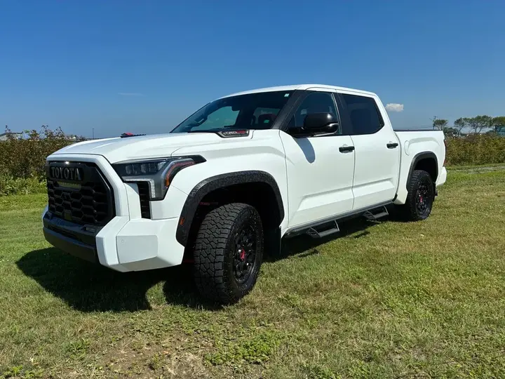 Toyota Tundra 2024 photo 2
