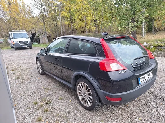 Volvo C30 2010 photo 2