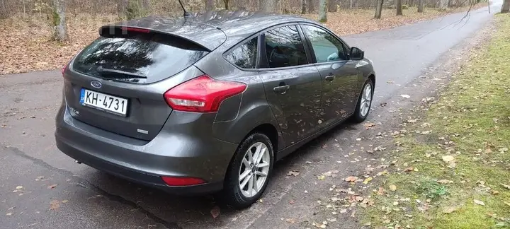 Ford Focus 2016 photo 2