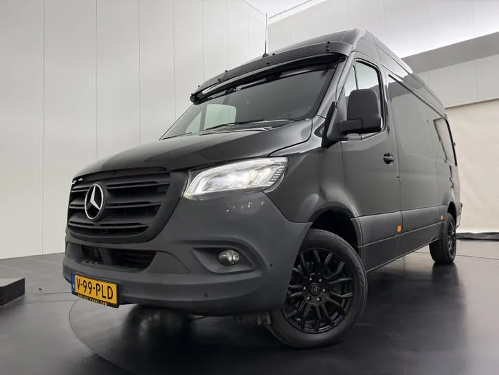 Mercedes-Benz Sprinter 2023 photo 3