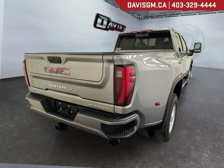 GMC Sierra 3500Hd 2026 photo 5