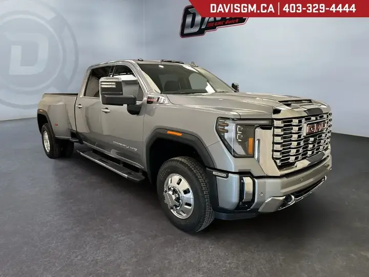GMC Sierra 3500Hd 2026 photo 3