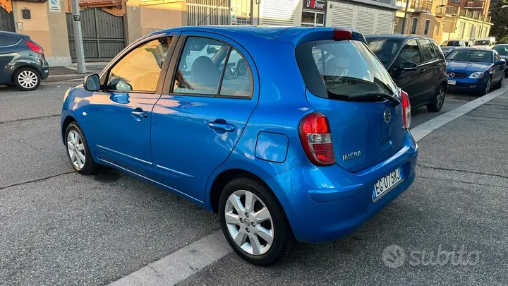 Nissan Micra 2011 photo 2