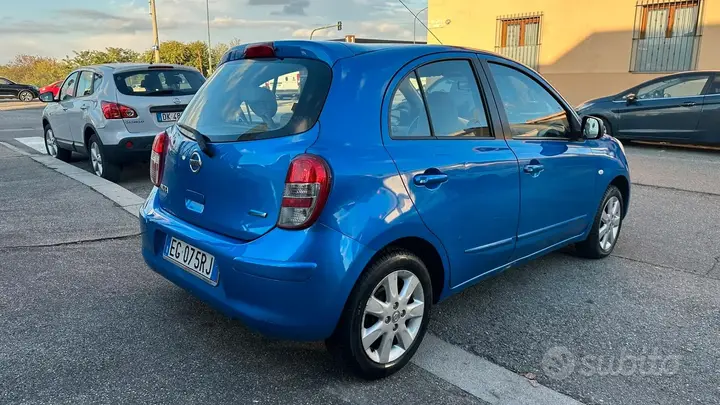 Nissan Micra 2011 photo 3