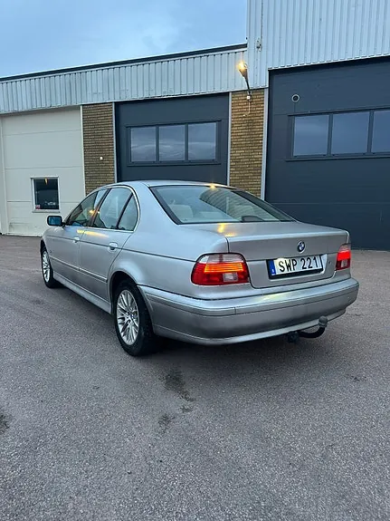 BMW 525I 2002 photo 2