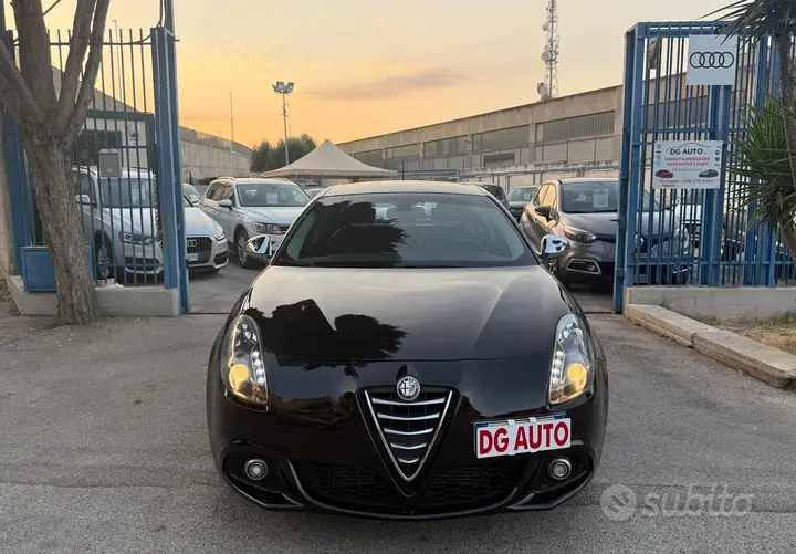 Alfa Romeo Giulietta 2015 photo 2
