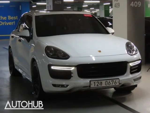 Porsche Cayenne 2016 photo 2