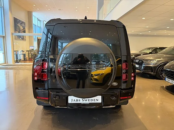 Land Rover Defender 130 2023 photo 4