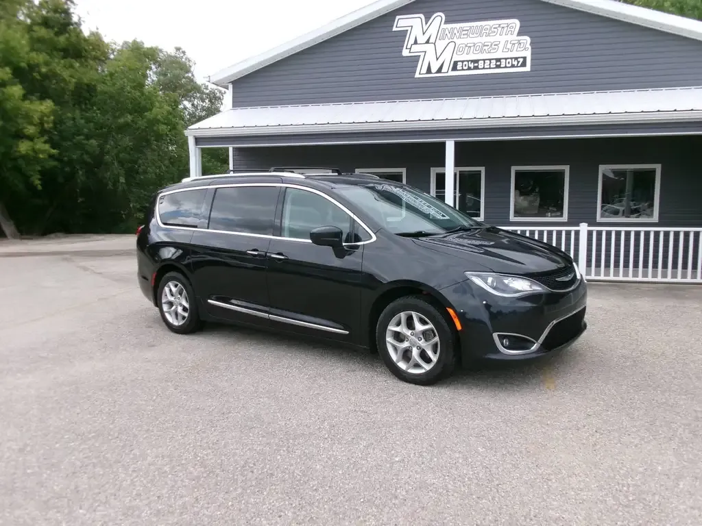 Chrysler Pacifica