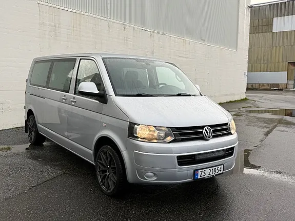 Volkswagen Caravelle 2012 photo 4