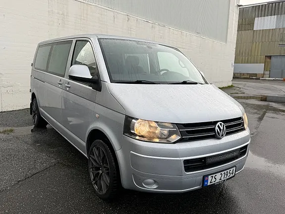 Volkswagen Caravelle 2012 photo 3