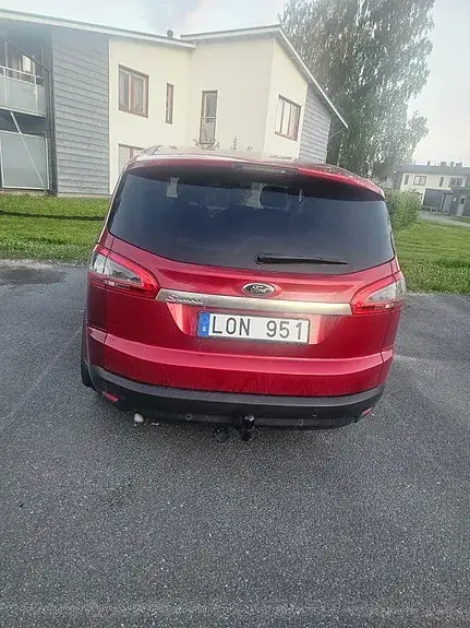 Ford S-Max