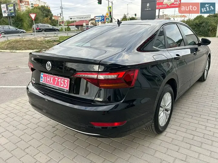 Volkswagen Jetta 2019 photo 5
