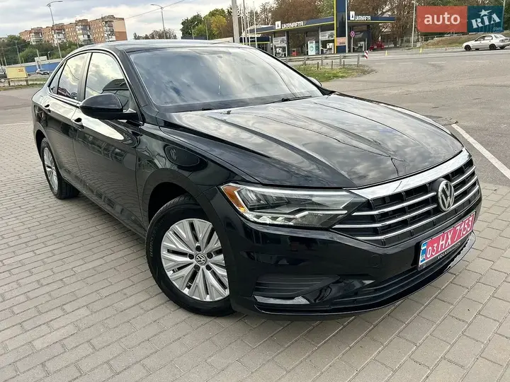 Volkswagen Jetta 2019 photo 2