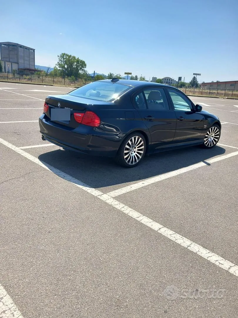 BMW 320D 2008 photo 2
