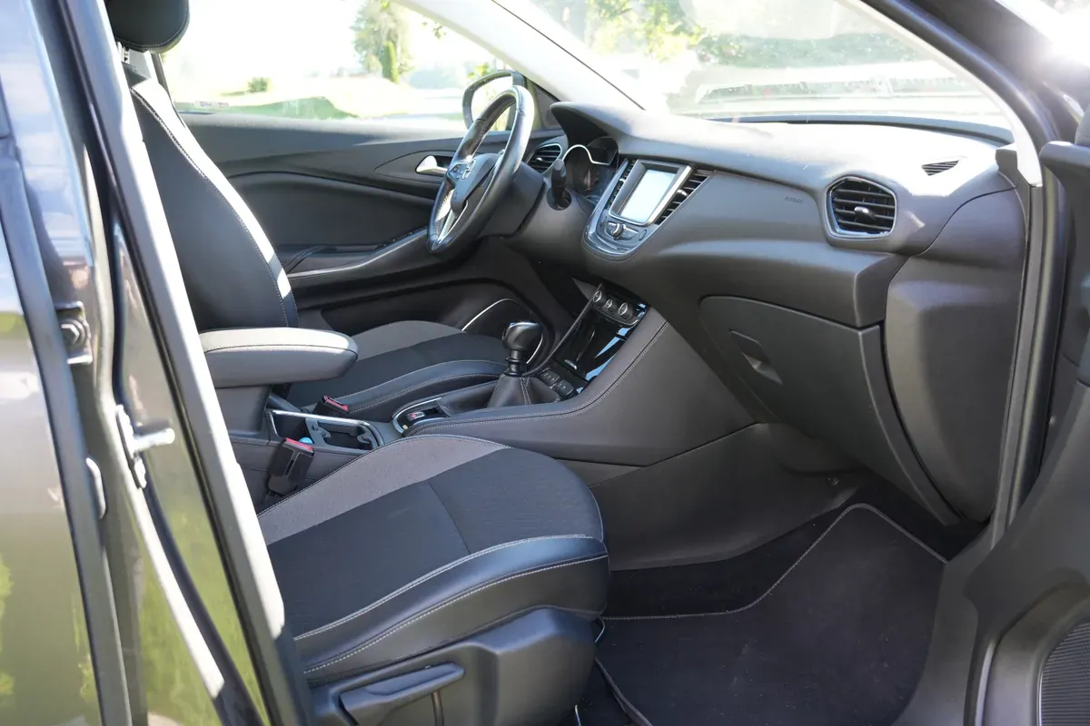 Opel Grandland X 2018 photo 3