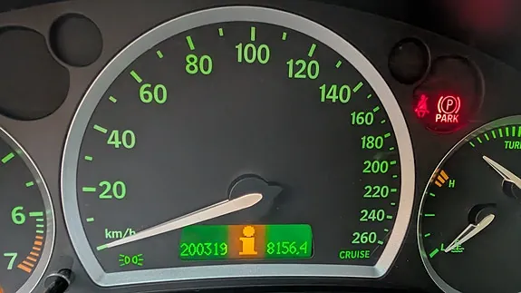 Saab 9-3 2004 photo 2