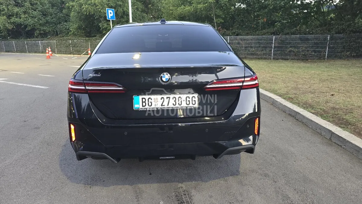 BMW 520 2023 photo 5
