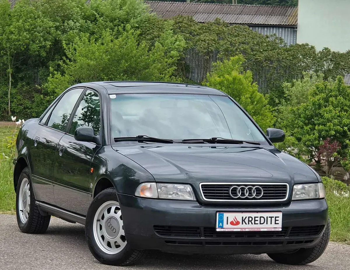 Audi A4 1995 photo 2