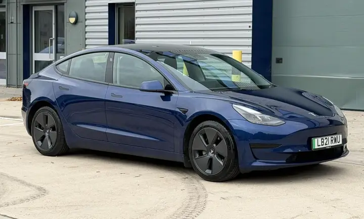 Tesla Model 3 2021 photo 5