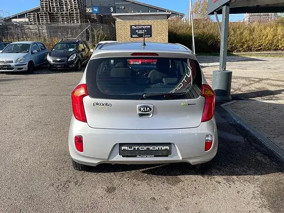 Kia Picanto 2013 photo 4