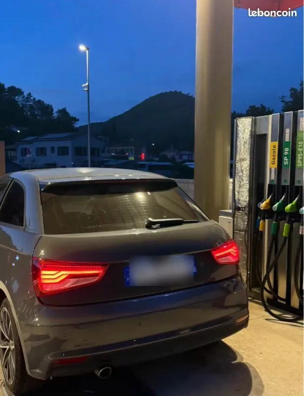 Audi A1 2015 photo 2