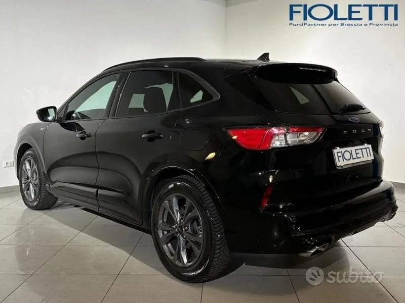 Ford Kuga 2021 photo 2