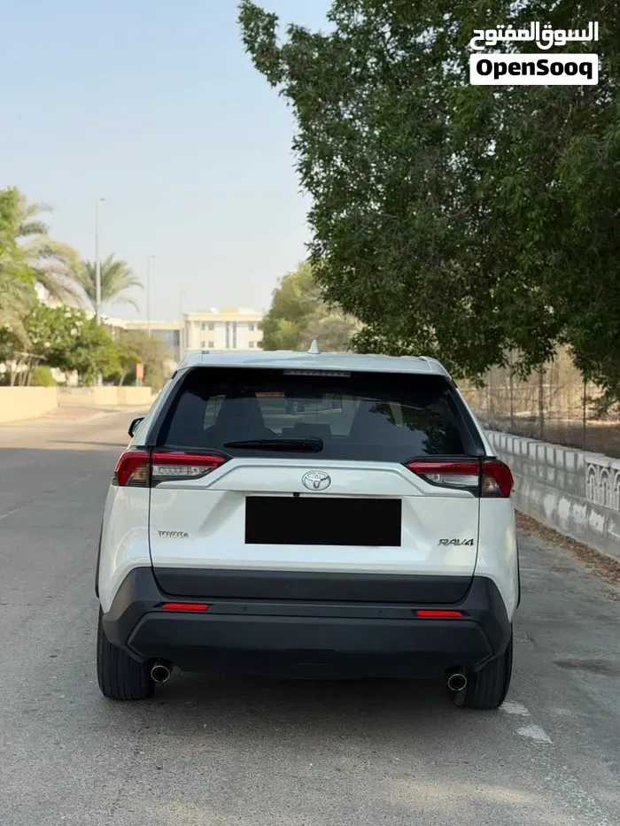 Toyota Rav4 2021 photo 3