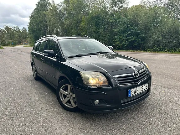 Toyota Avensis 2006 photo 4