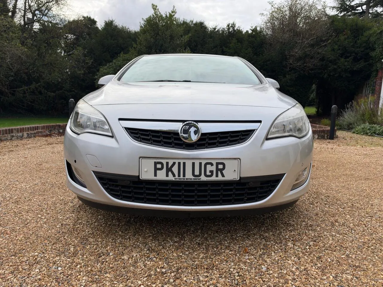 Vauxhall Astra 2011 photo 5
