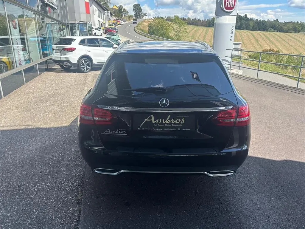 Mercedes-Benz C-Class 2015 photo 2