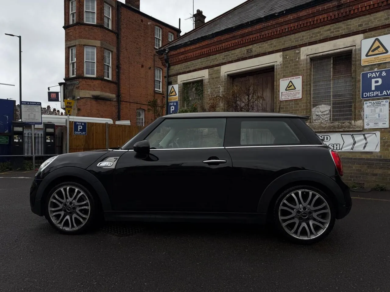 Mini Hatch 2018 photo 4