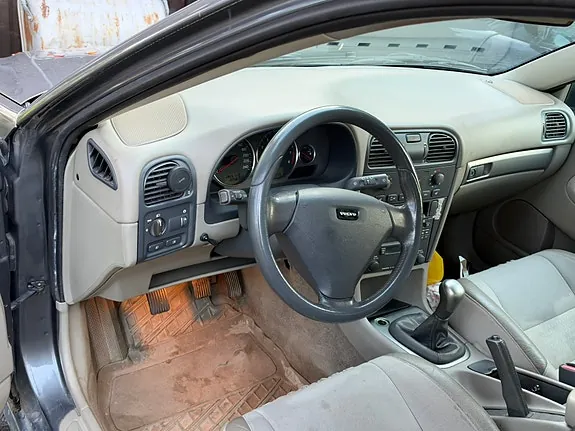 Volvo V40 2004 photo 3