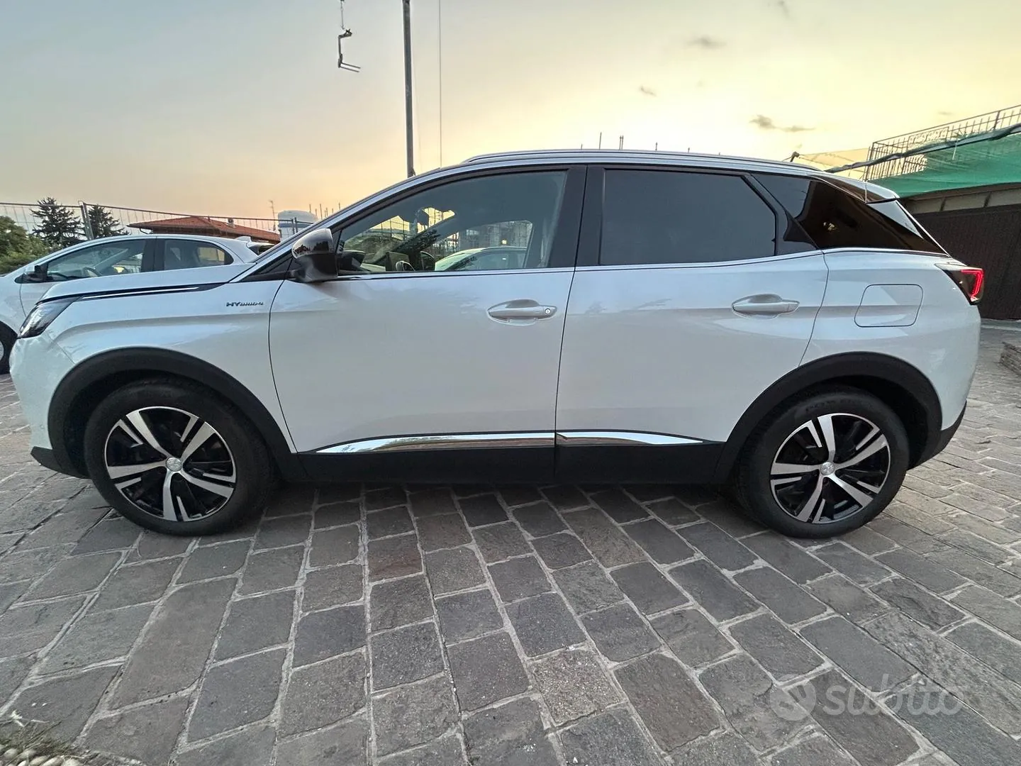 Peugeot 3008 2021 photo 2