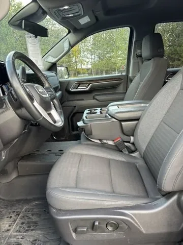 GMC Sierra 1500 2024 photo 3