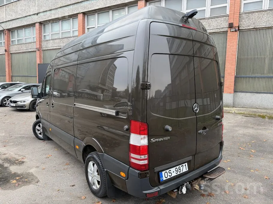 Mercedes-Benz Sprinter 2013 photo 2