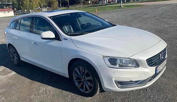 Volvo V60 2014 photo 3