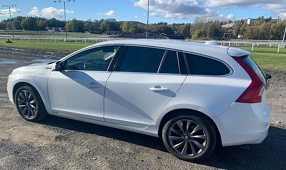 Volvo V60 2014 photo 4