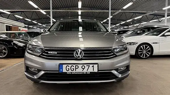 Volkswagen Passat Alltrack 2016 photo 2
