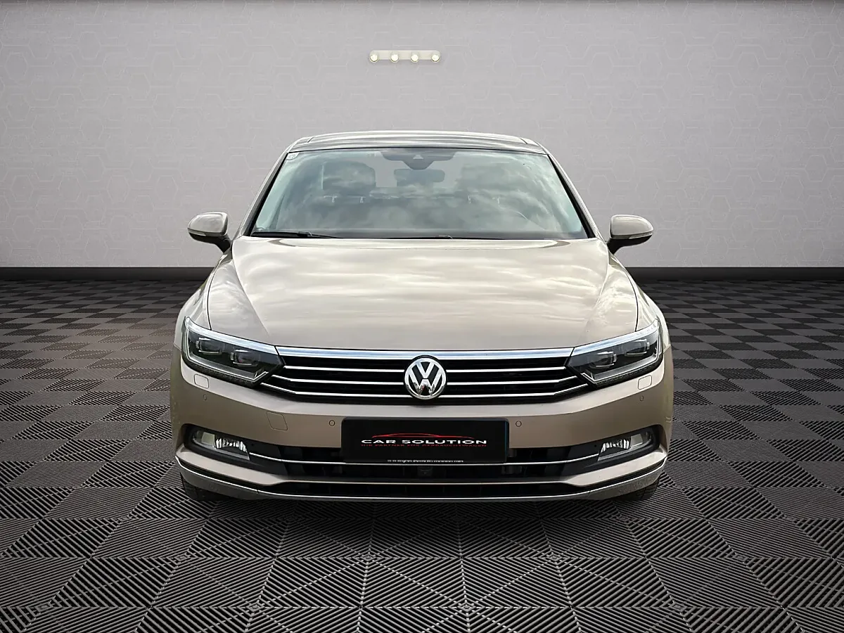 Volkswagen Passat 2016 photo 2