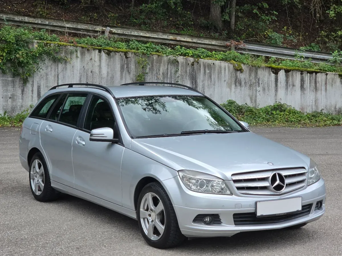 Mercedes-Benz C-Class 2009 photo 3