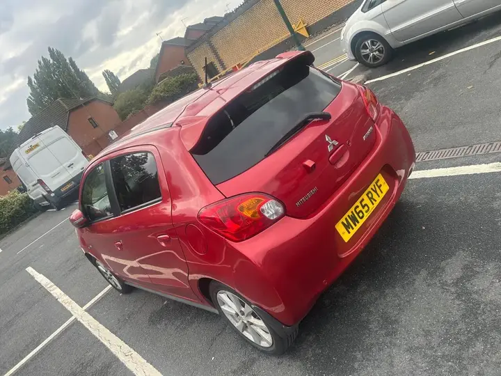 Mitsubishi Mirage 2015 photo 2