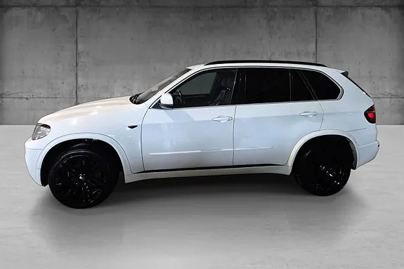 BMW X5 2011 photo 2