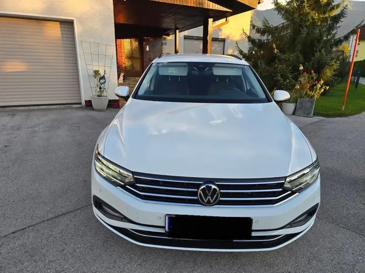 Volkswagen Passat Variant Business 2022 photo 3