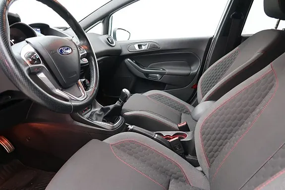 Ford Fiesta 2017 photo 4