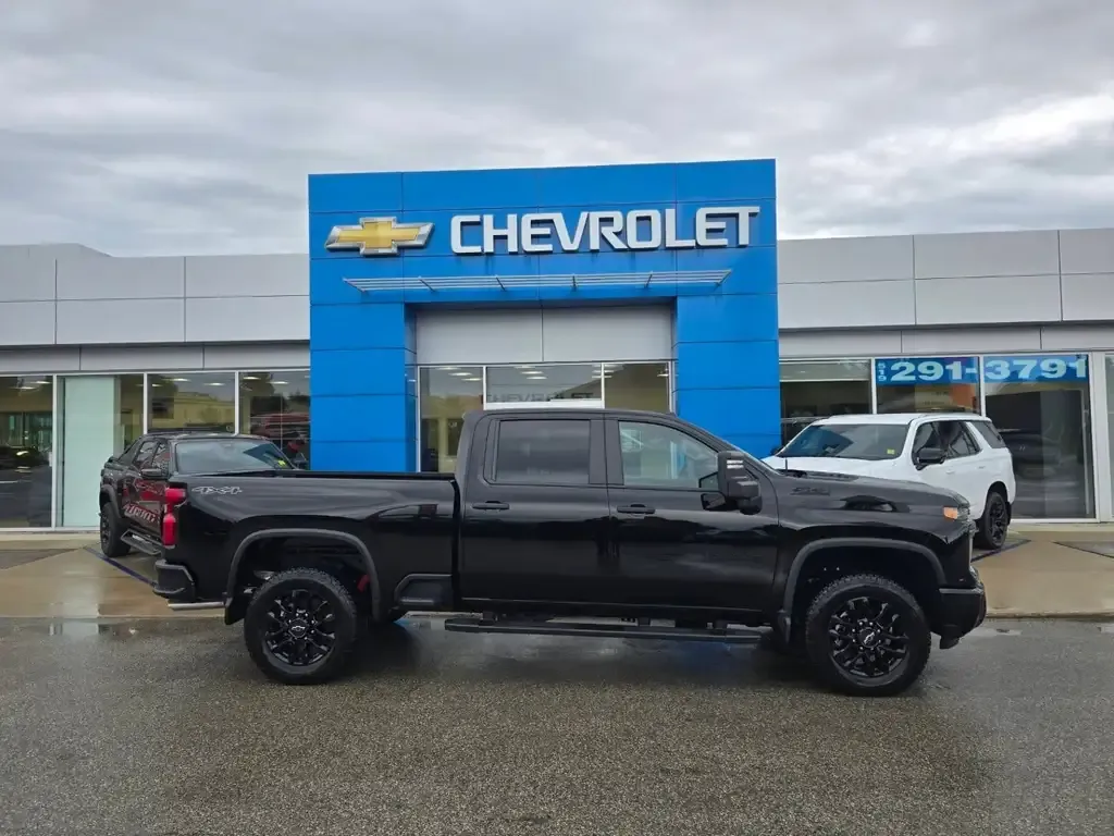 Chevrolet Silverado 2500 2026 photo 2