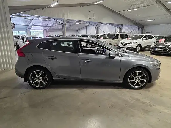 Volvo V40 2016 photo 3