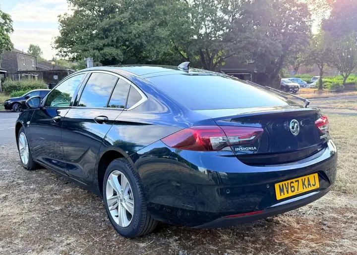 Vauxhall Insignia 2017 photo 4