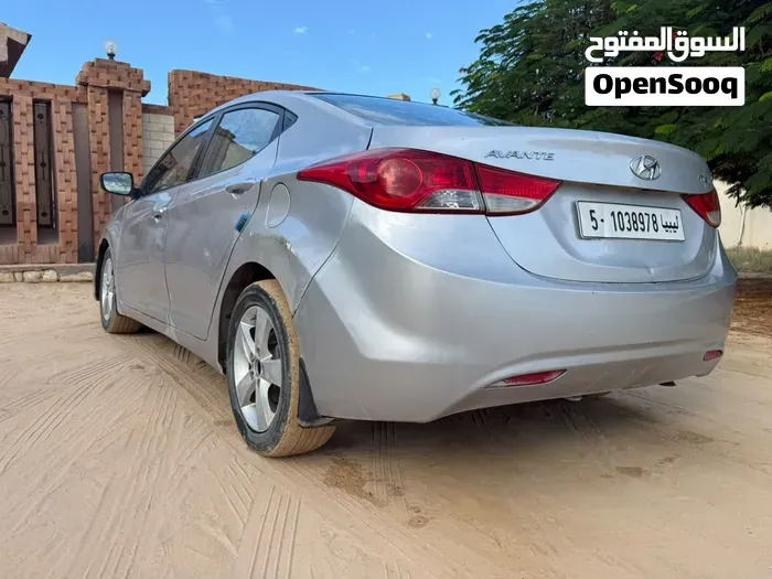 Hyundai Elantra 2012 photo 5